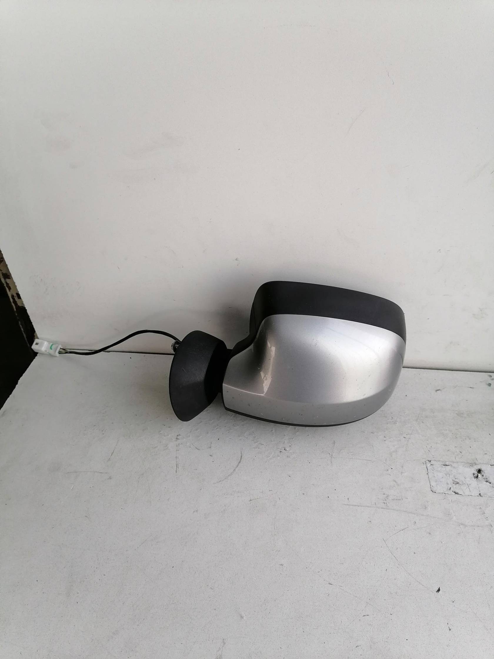 Retrovisore est. regolaz. elettr. sx.